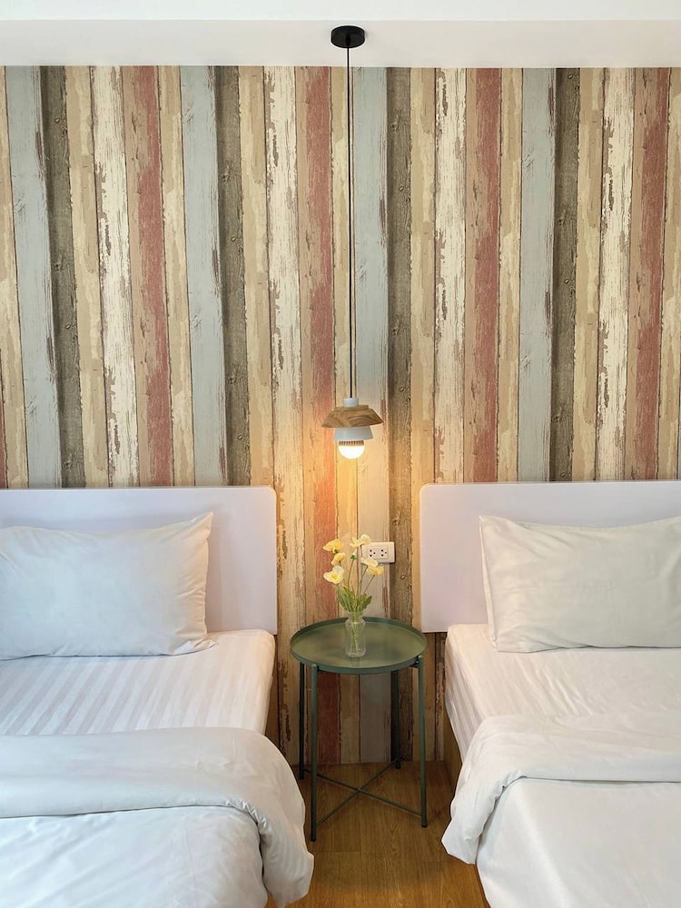 Sleep at Phuket — Hotel rooms in Phuket, Phuket Province