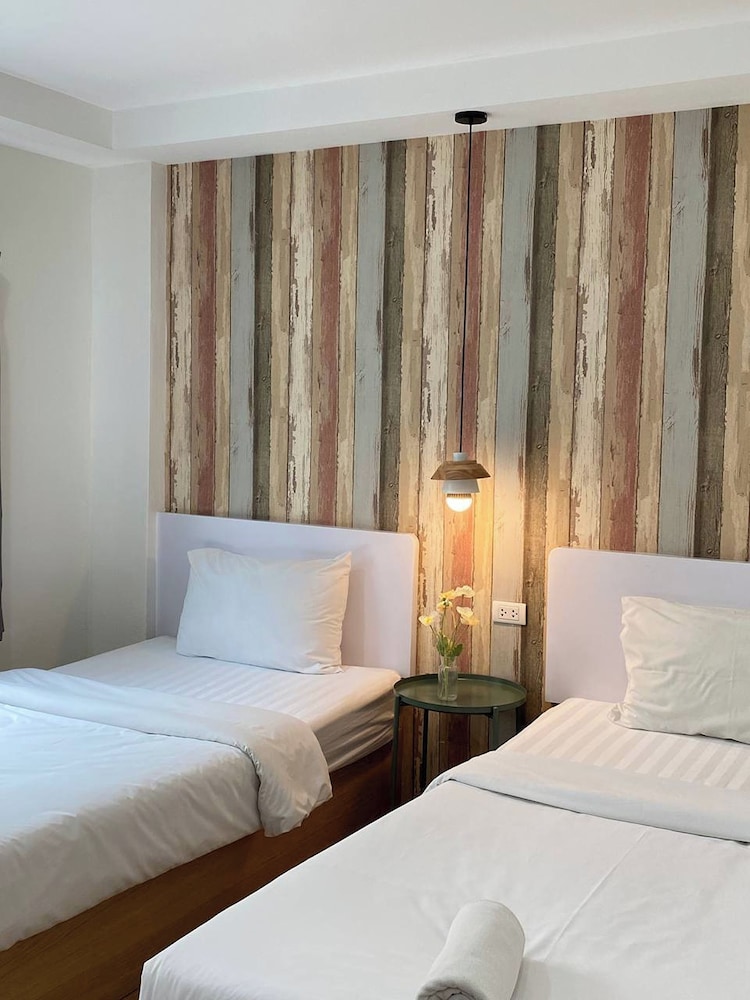 Sleep at Phuket — Hotel rooms in Phuket, Phuket Province