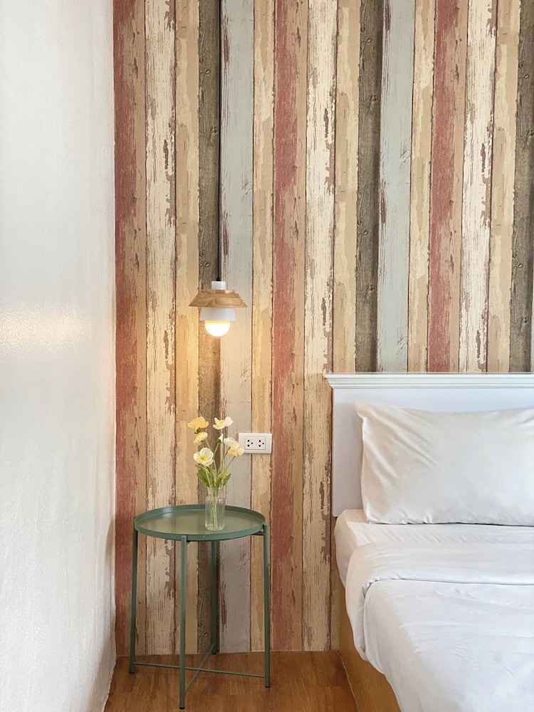 Sleep at Phuket — Hotel rooms in Phuket, Phuket Province