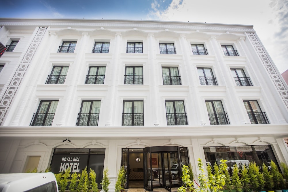 Royal Inci Airport Hotel — Hotel building in Istanbul, Istanbul