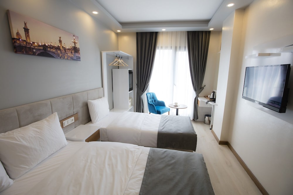 Royal Inci Airport Hotel — Hotel rooms in Istanbul, Istanbul