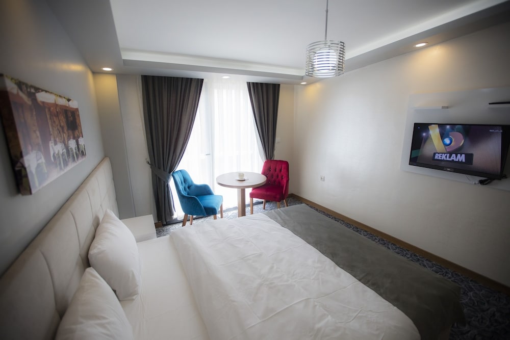 Royal Inci Airport Hotel — Hotel rooms in Istanbul, Istanbul