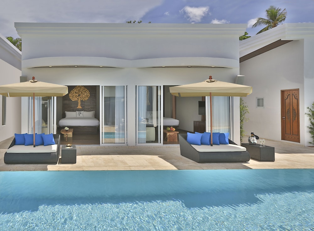 The Privilege Hotel Ezra Beach Club — Swimming pool in Bo Phut, Surat Thani