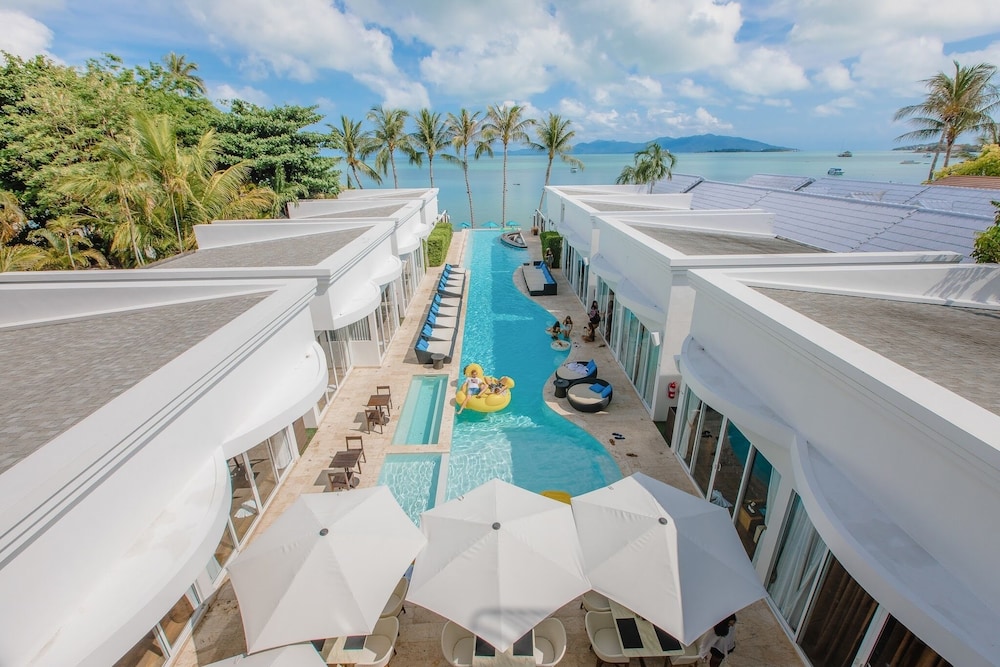 The Privilege Hotel Ezra Beach Club — Swimming pool in Bo Phut, Surat Thani
