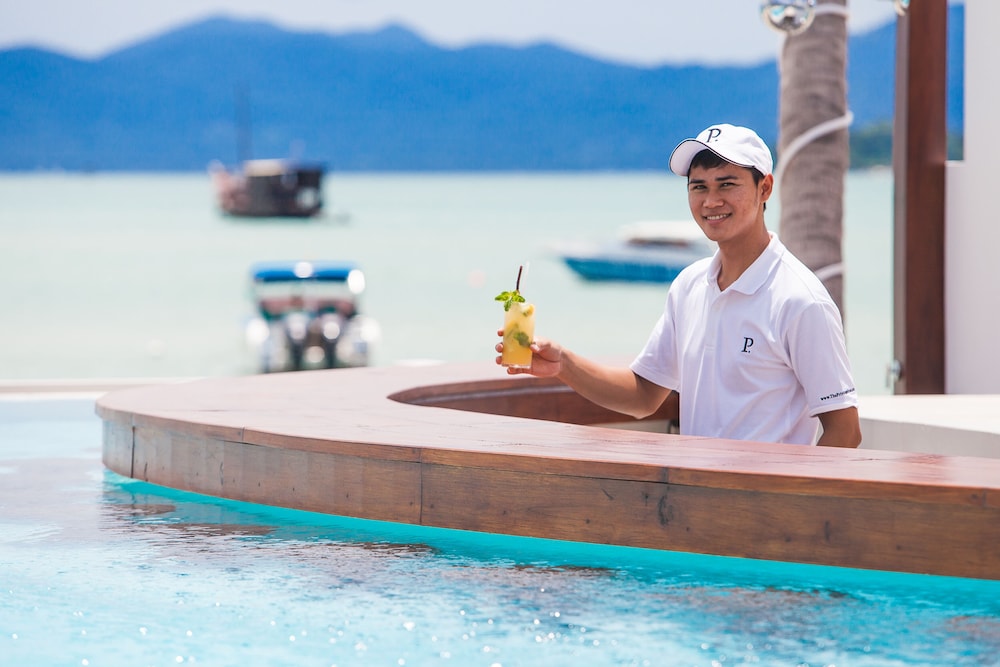The Privilege Hotel Ezra Beach Club — Restaurant & bars in Bo Phut, Surat Thani