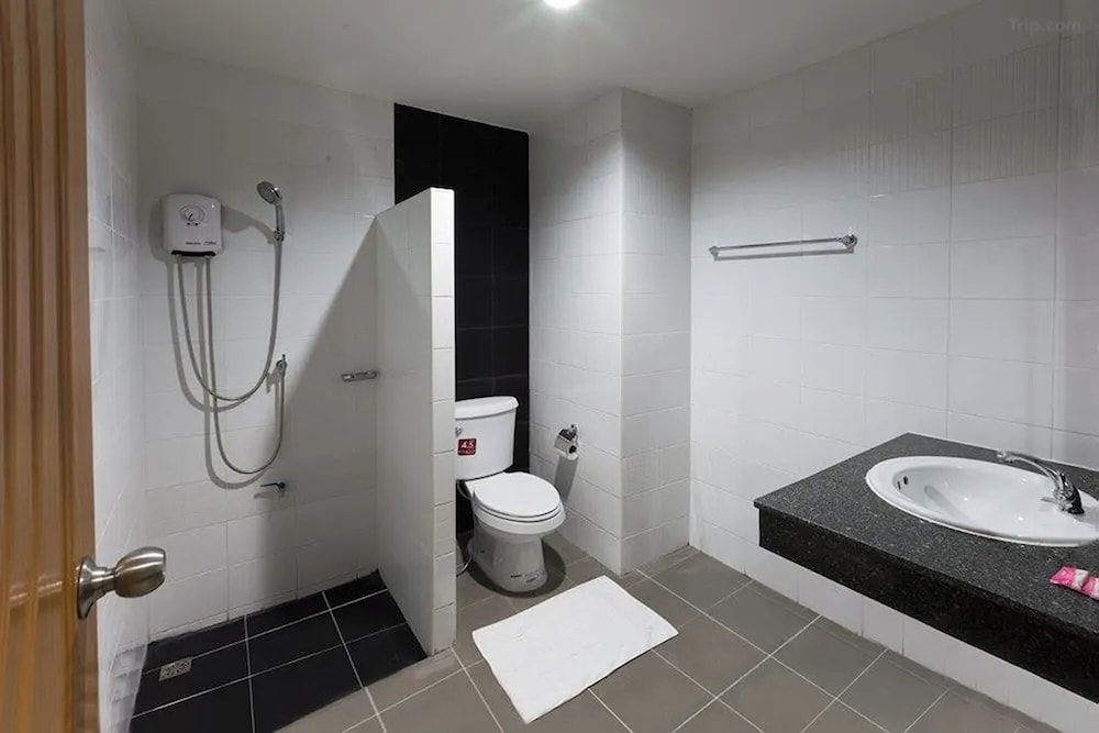 JJ Residence Phuket Town — Hotel rooms in Phuket, Phuket Province