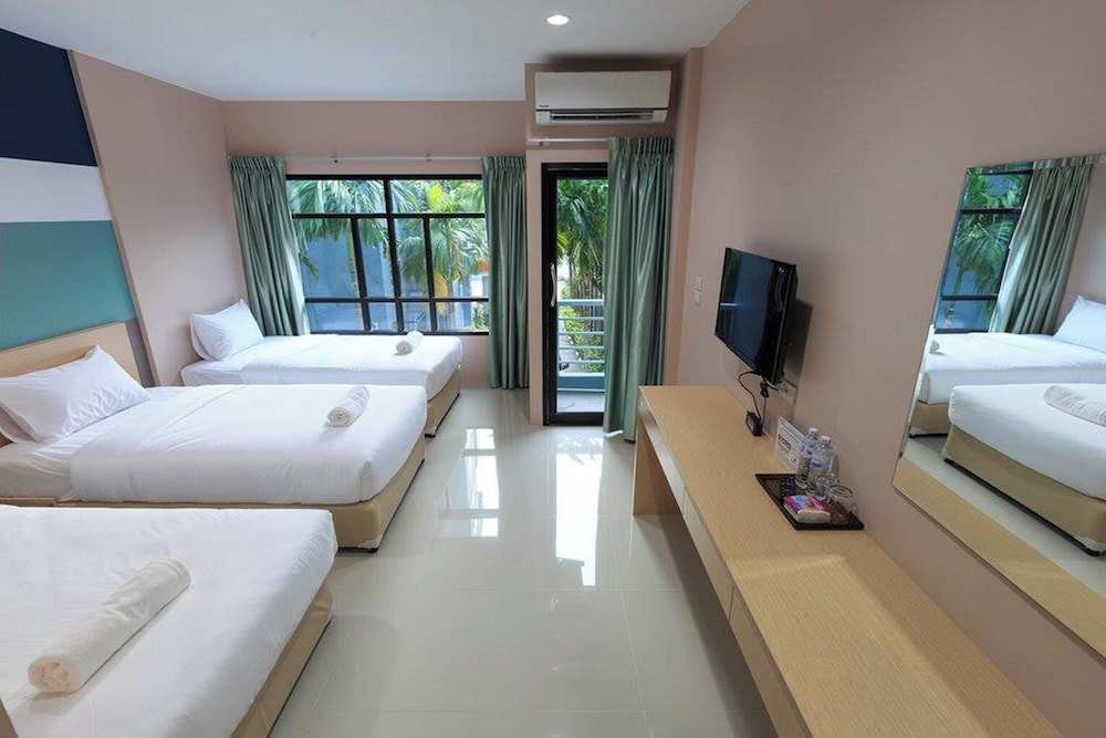 JJ Residence Phuket Town — Hotel rooms in Phuket, Phuket Province