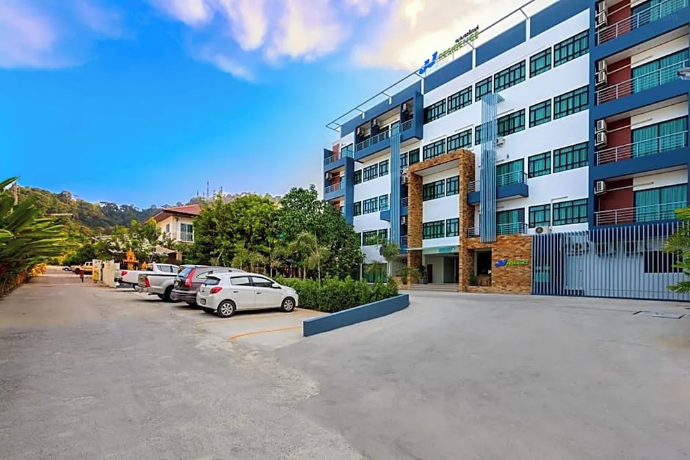JJ Residence Phuket Town — Hotel building in Phuket, Phuket Province