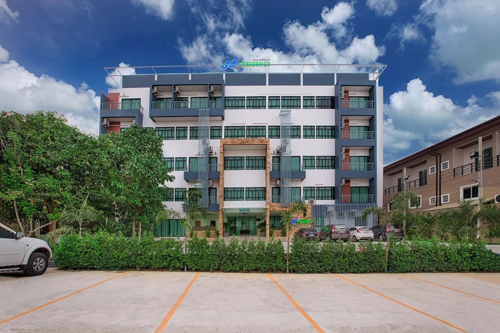 JJ Residence Phuket Town — Hotel building in Phuket, Phuket Province