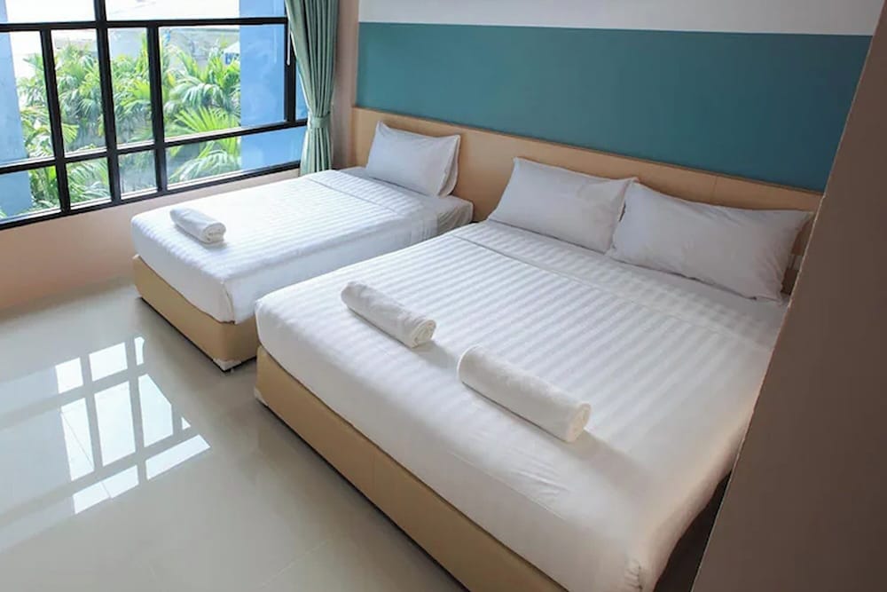 JJ Residence Phuket Town — Hotel rooms in Phuket, Phuket Province