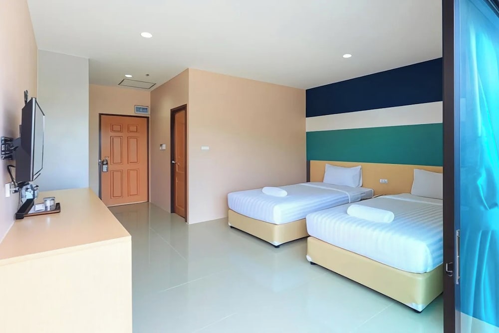 JJ Residence Phuket Town — Hotel rooms in Phuket, Phuket Province