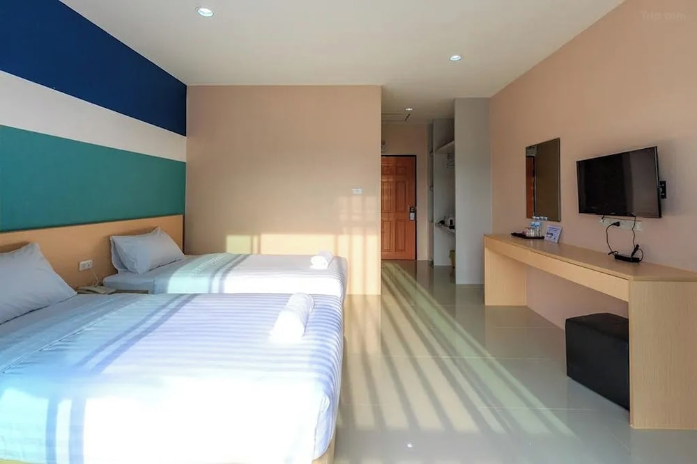 JJ Residence Phuket Town — Hotel rooms in Phuket, Phuket Province