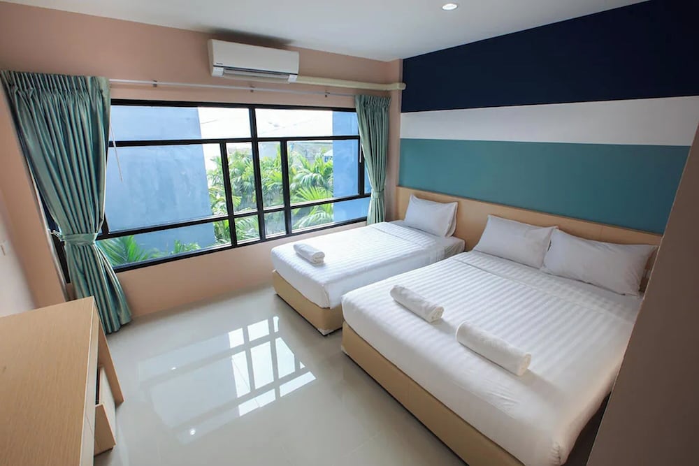 JJ Residence Phuket Town — Hotel rooms in Phuket, Phuket Province