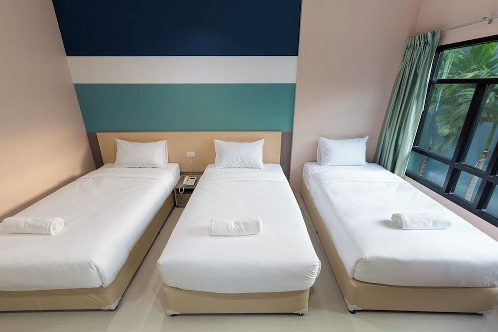JJ Residence Phuket Town — Hotel rooms in Phuket, Phuket Province