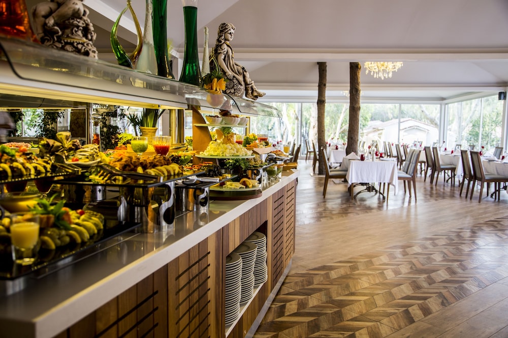 TUI MAGIC LIFE Masmavi - All inclusive — Restaurant & bars in Belek