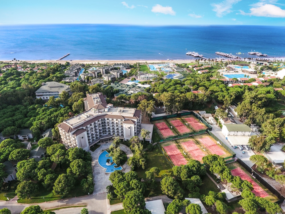 TUI MAGIC LIFE Masmavi - All inclusive — Hotel building in Belek