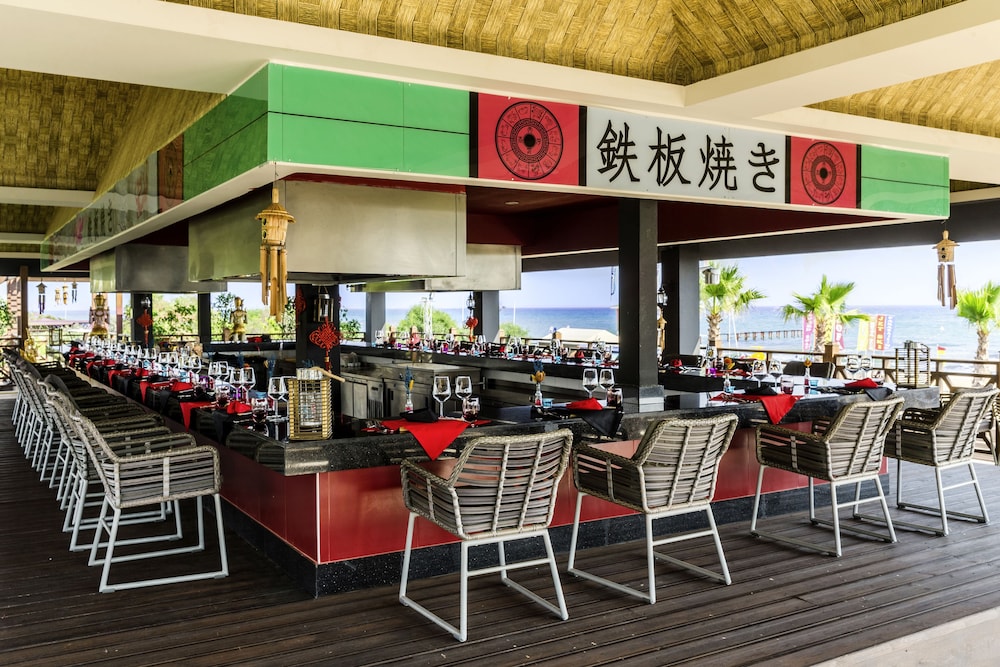 TUI MAGIC LIFE Masmavi - All inclusive — Restaurant & bars in Belek