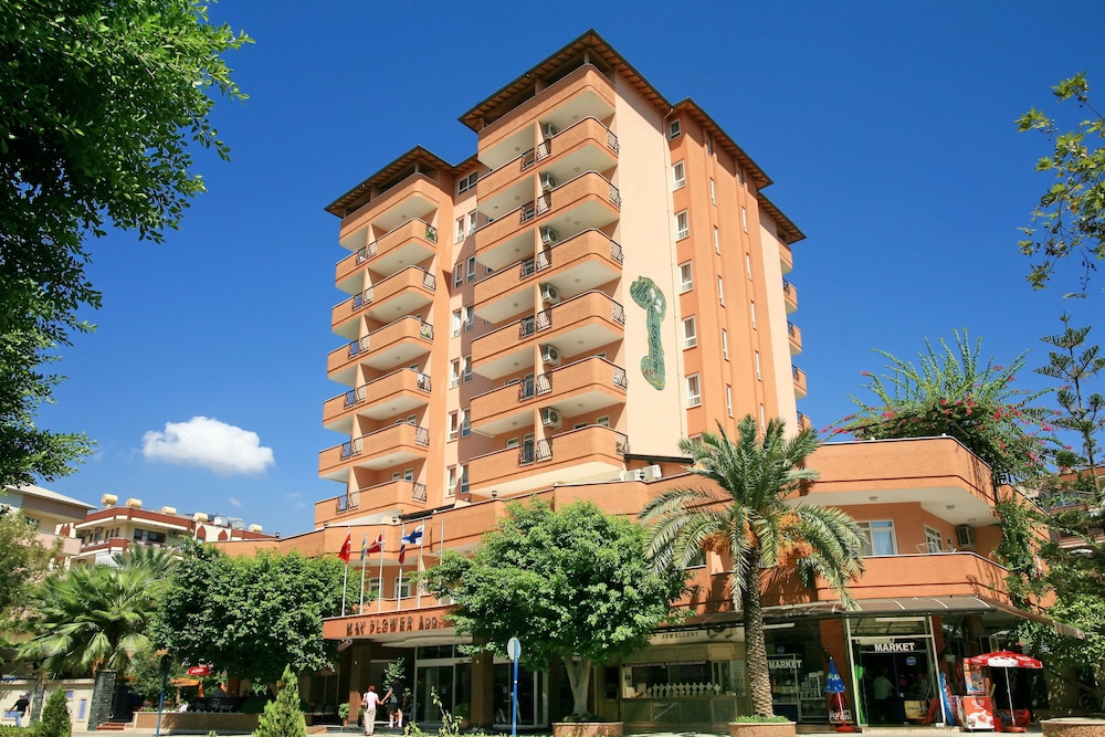 May Flower Apart Hotel — Hotel building in Alanya