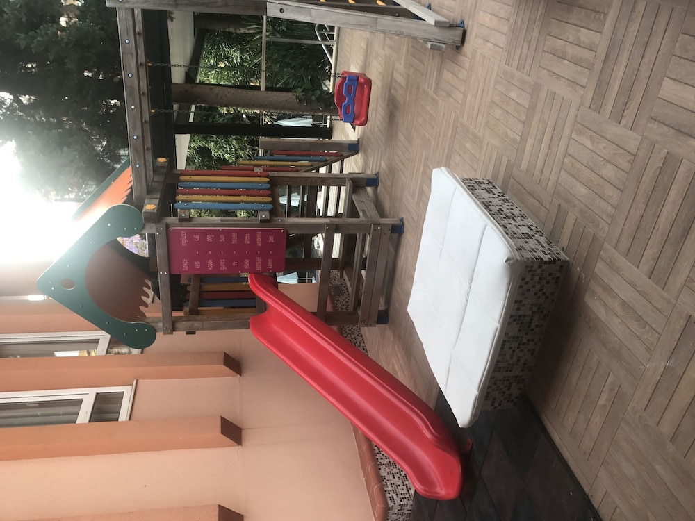 May Flower Apart Hotel — Hotel rooms in Alanya