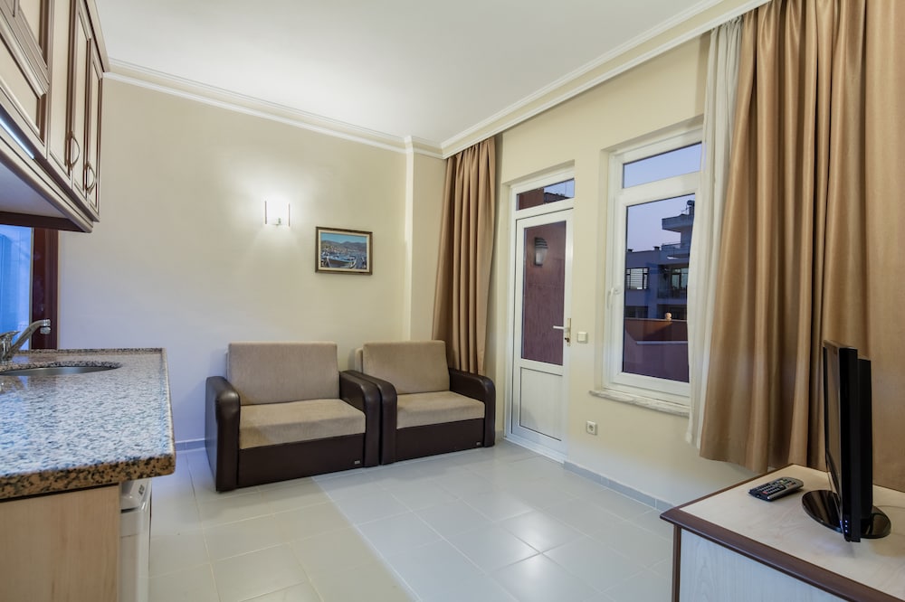 May Flower Apart Hotel — Hotel rooms in Alanya