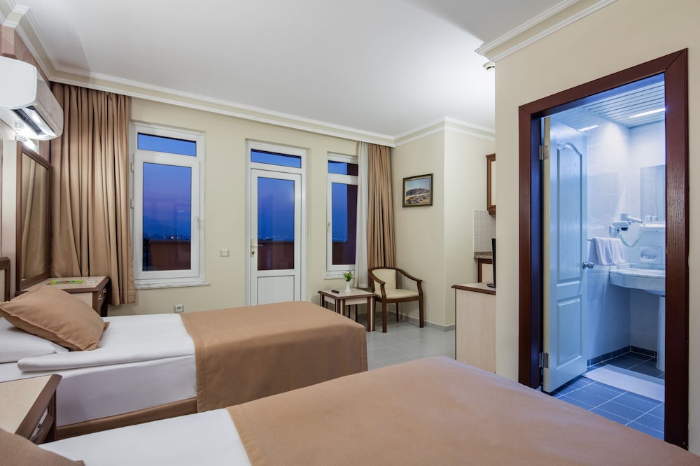 May Flower Apart Hotel — Hotel rooms in Alanya