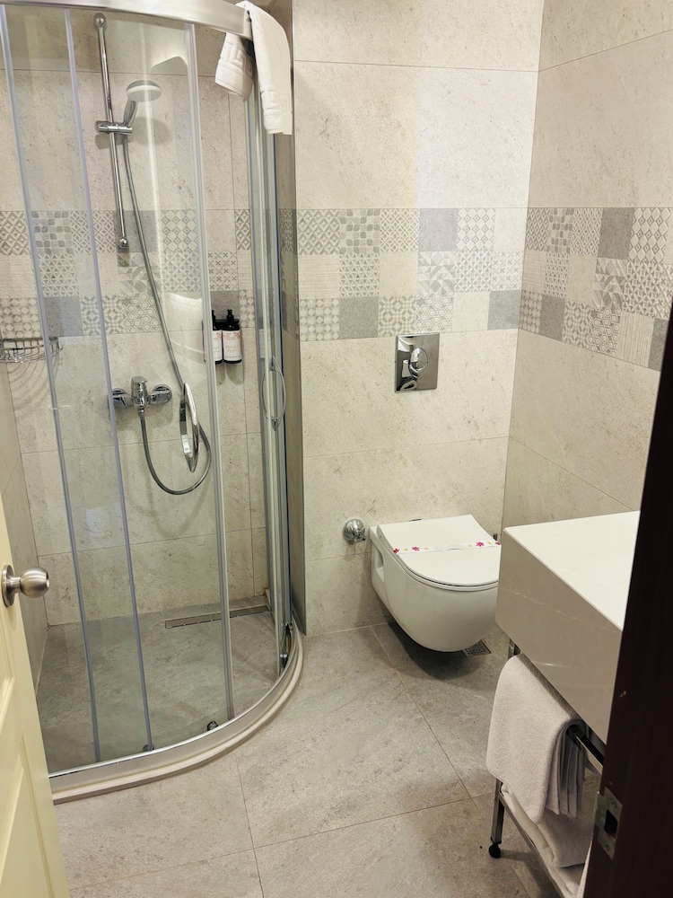 May Flower Apart Hotel — Hotel rooms in Alanya