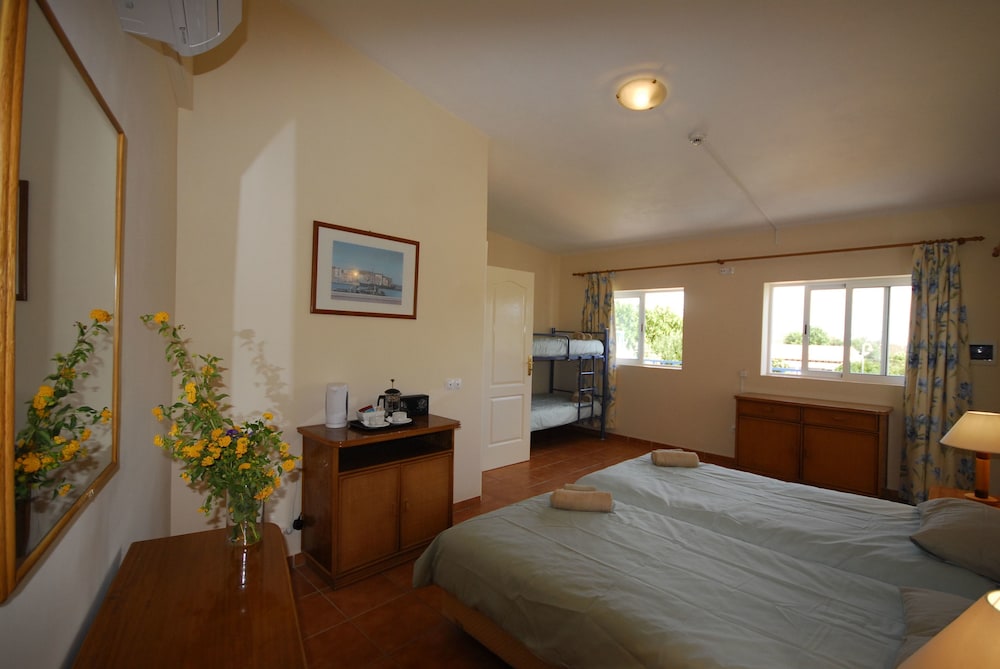 Centre Algarve — Hotel rooms in Olhão, Faro