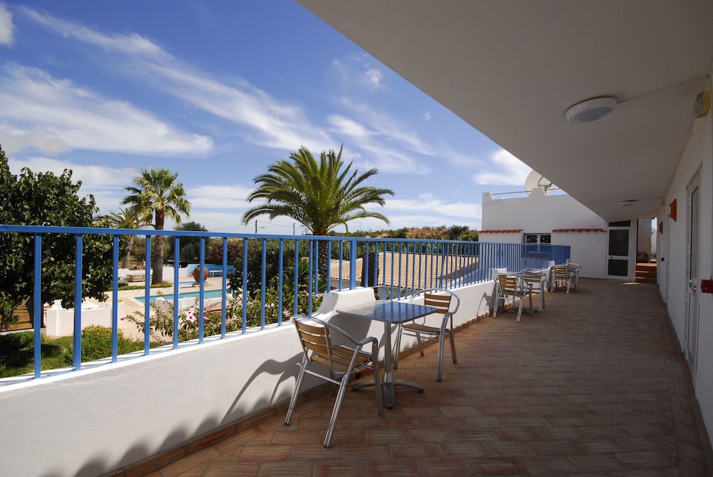 Centre Algarve — Hotel building in Olhão, Faro