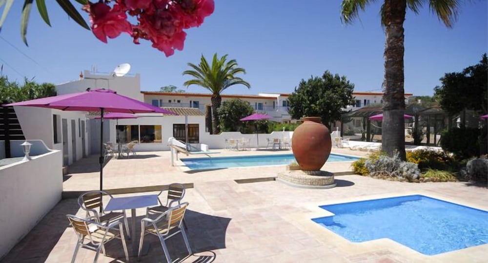Centre Algarve — Swimming pool in Olhão, Faro
