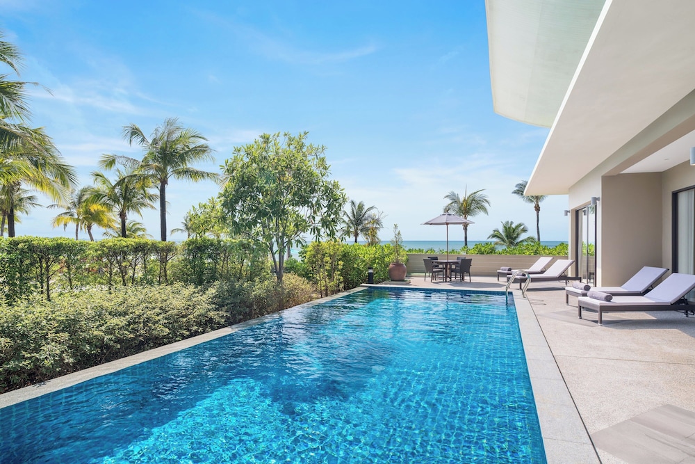 Le Meridien Khao Lak Resort & Spa — Khao Lak, Phang Nga