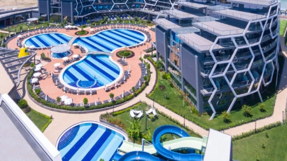 Bosphorus Sorgun Hotel - All Inclusive — Swimming pool in Side