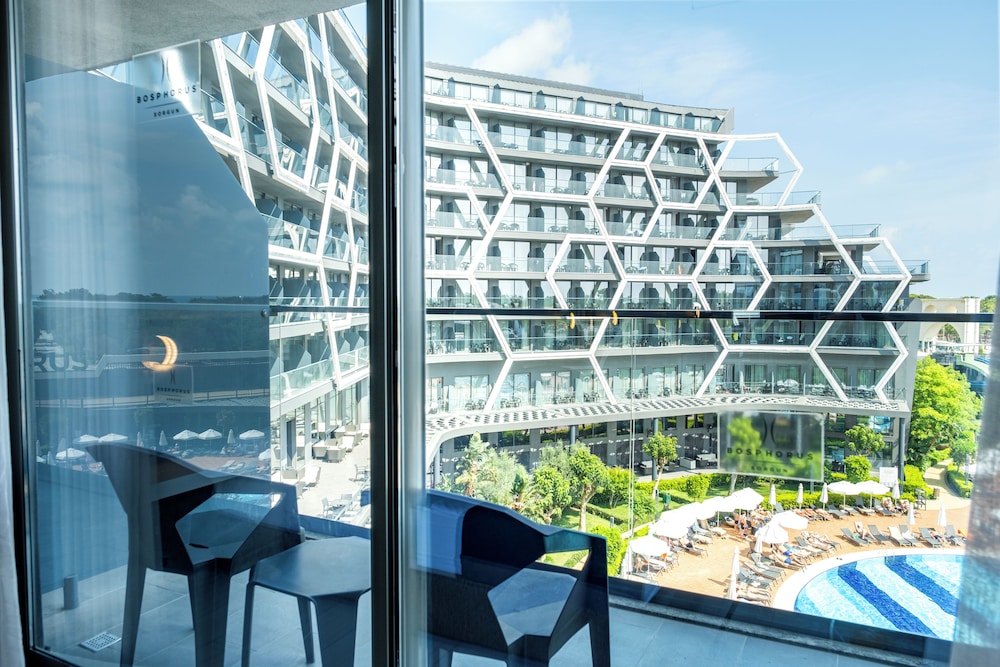 Bosphorus Sorgun Hotel - All Inclusive — Hotel building in Side