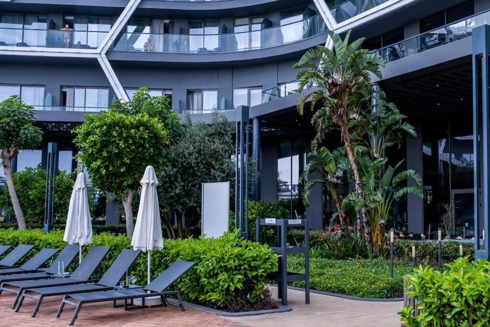 Bosphorus Sorgun Hotel - All Inclusive — Hotel building in Side