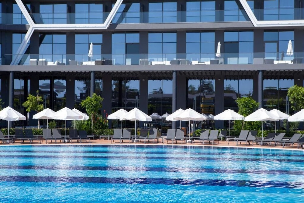 Bosphorus Sorgun Hotel - All Inclusive — Swimming pool in Side