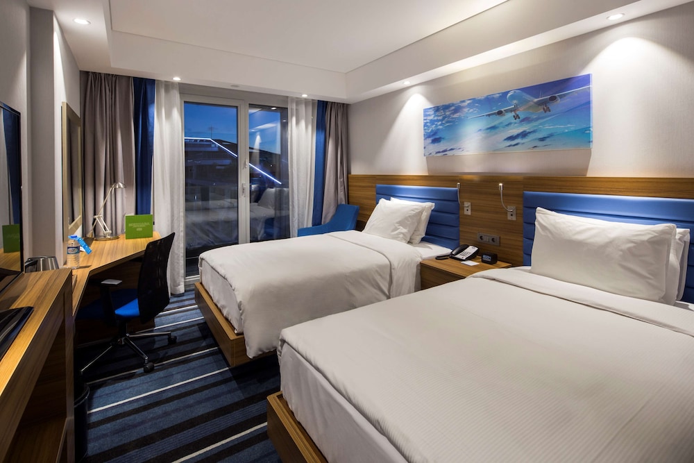 Hampton by Hilton Istanbul Kurtkoy - zdjęcie 3